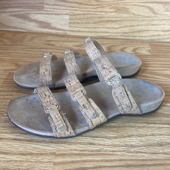 Vionic Aubrey Strap Sandals Shoes Women’s US Size 9 Brown Cork Orthotic - Picture 3 of 12